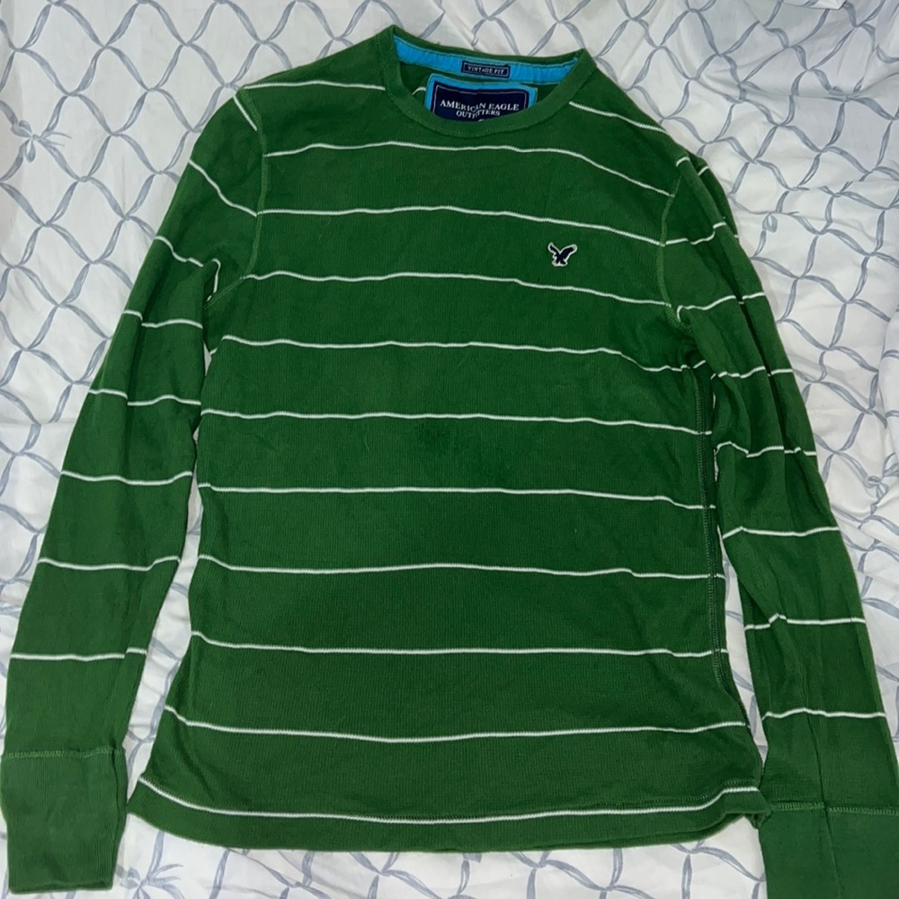 American Eagle men’s green sweater